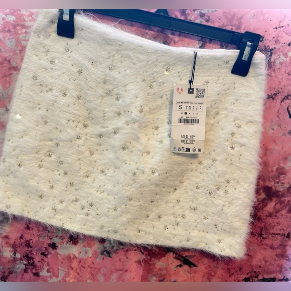 NWT ZARA MINI BEADED SKIRT SIZE S
🚨FINAL PRICE NO ACCEPT OFFERS - Picture 6 of 16